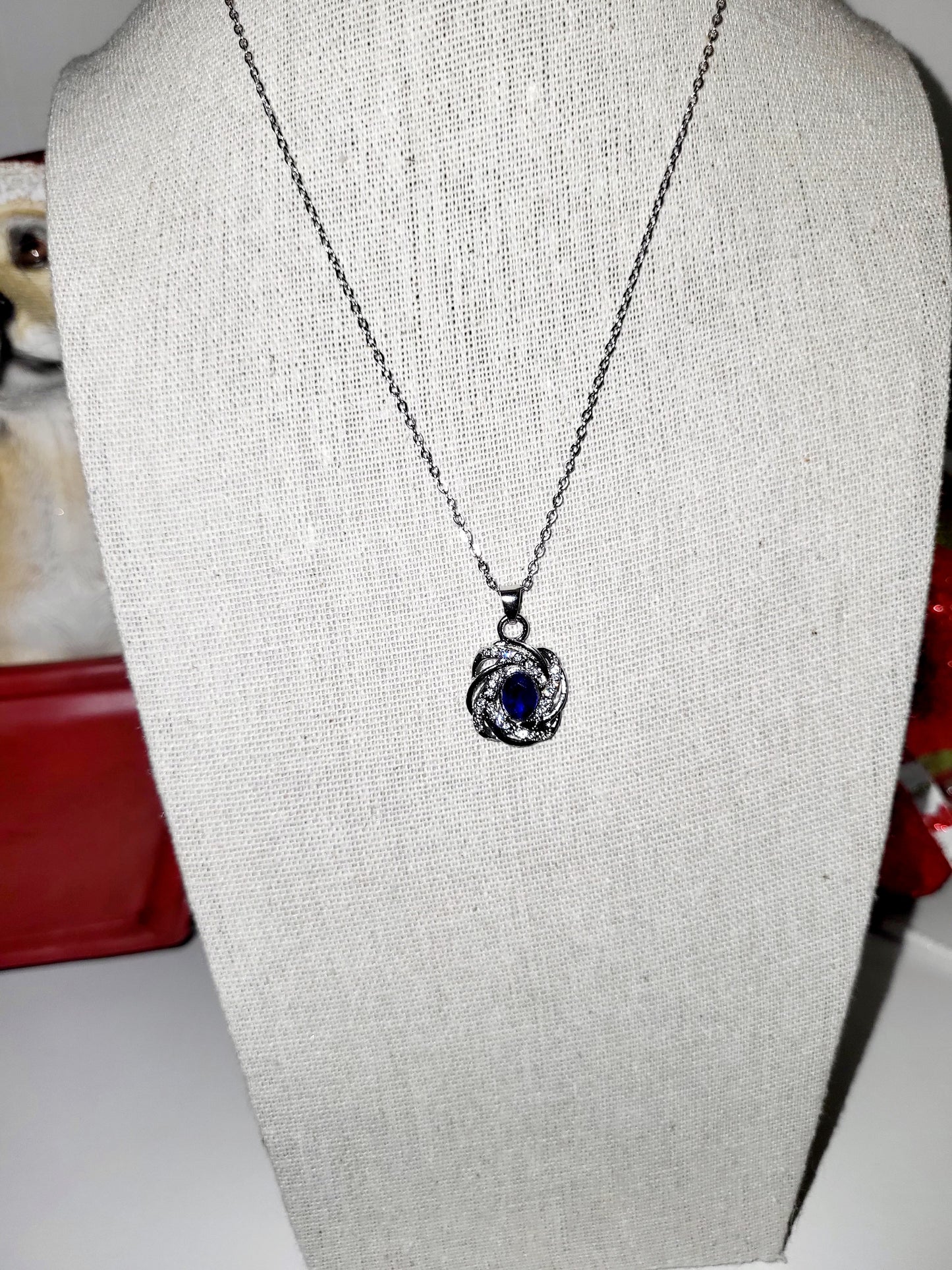 Sapphire pendant silver necklace