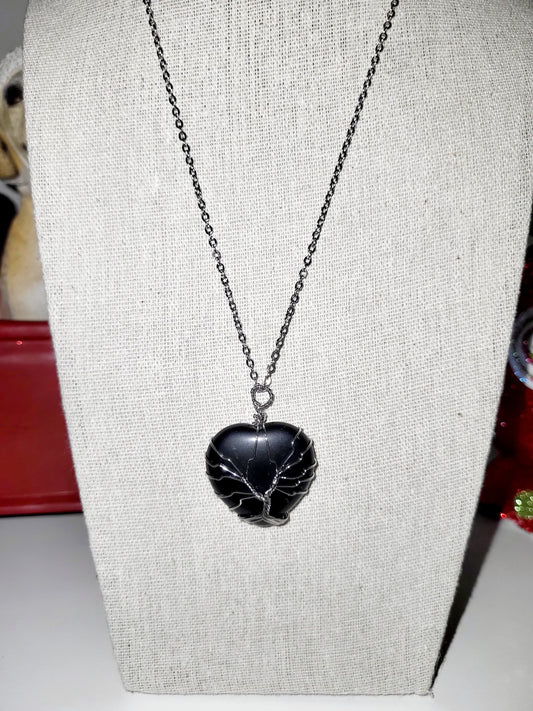 Black heart silver necklace