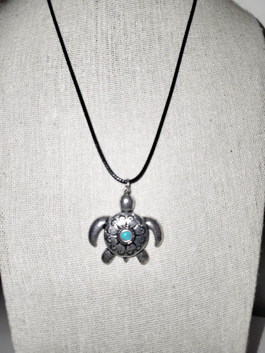 Silver/aqua turtle string necklace