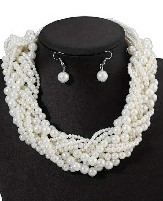 Chunky choker faux pearl necklace and earrings