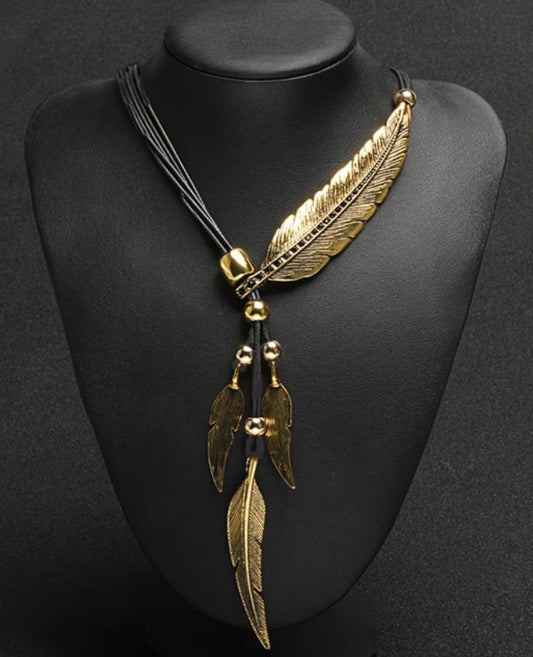 Bohemian style rope chain leaf faux leather necklace black and gold