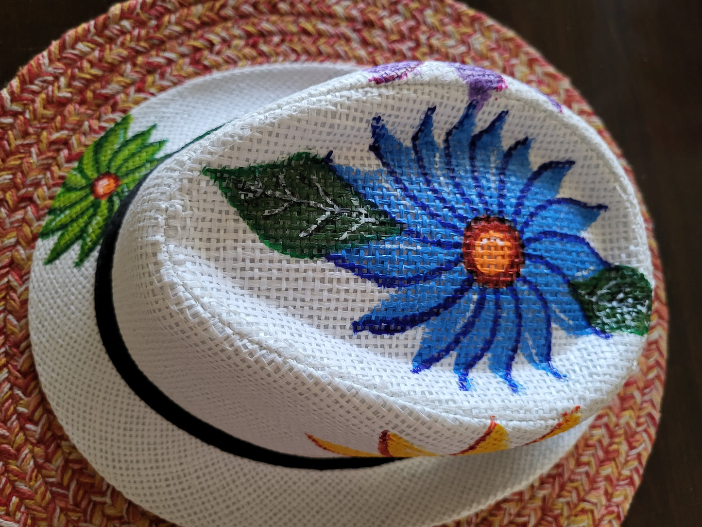 Multi color flowers straw hat Hand Painted